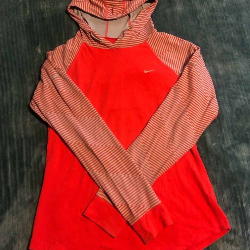 Nike dry fit, long sleeve running pull over